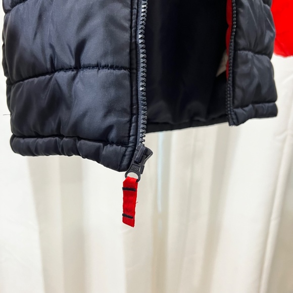 OshKosh B’Gosh Toddler Puffer Hooded Jacket - 24m - Picture 6 of 10